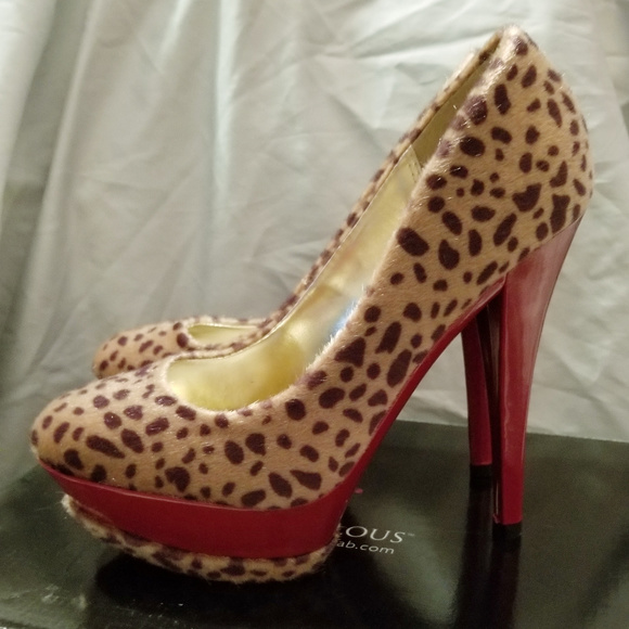 Privileged Cheetah and Red Platform Pinup Pumps - Picture 1 of 5